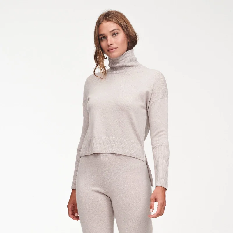 Cashmere High-Low Turtleneck Fall sweaters