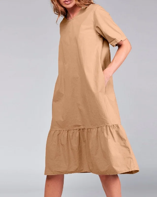 Paneled Ruffle Hem Dress Soft fabric unclassified dresses