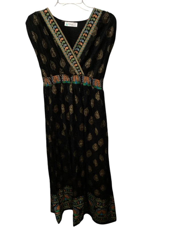 Dress Casual Maxi By Cmf In Multi-colored, Size: M Midi Maxi Outfit